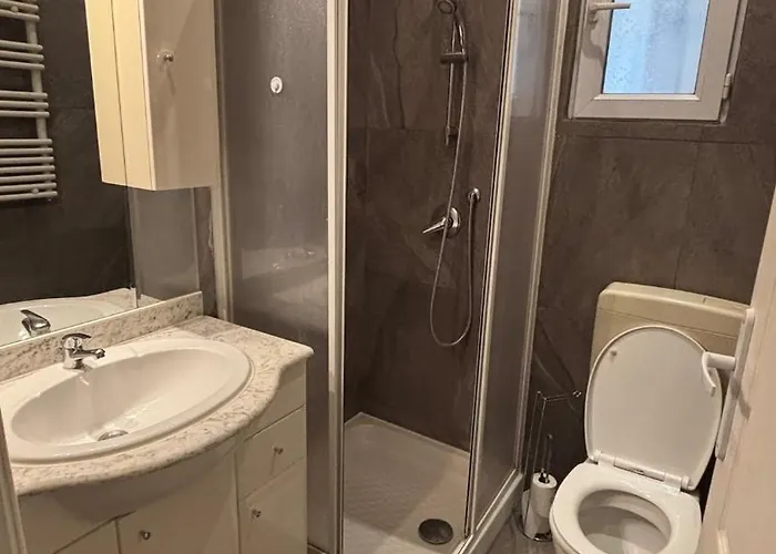 Carré D 'or - 5 Minutes De La Niza